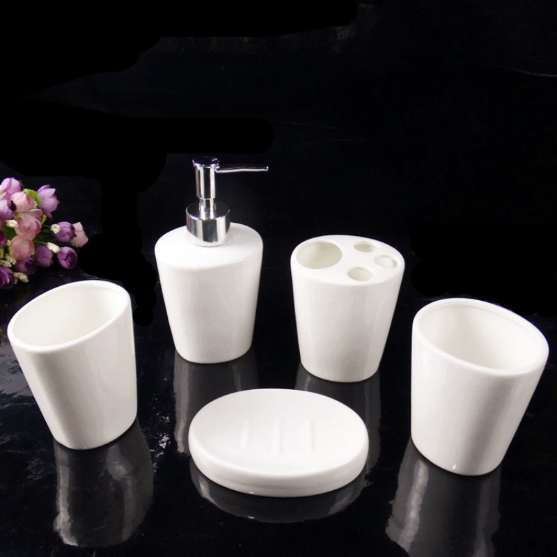 Wedding Gift for Bathroom/Red  - Wedding Bathroom Supply Kit 评论和价格